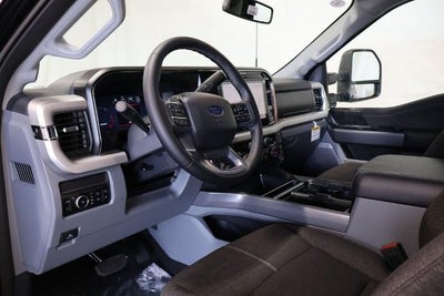2027 Ford Super Duty F-250 SRW XLT