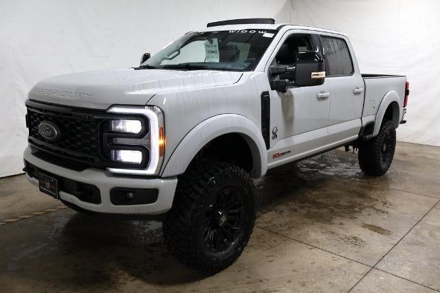 2026 Ford Super Duty F-250 SRW Black Widow Edition