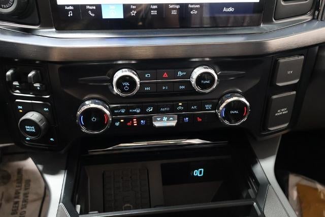 2026 Ford Super Duty F-250 SRW Black Widow Edition