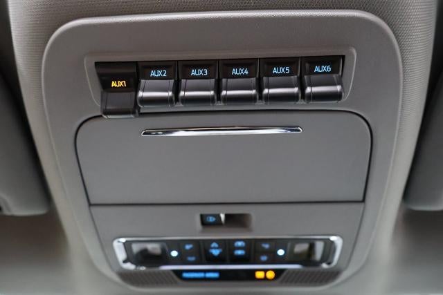 2026 Ford Super Duty F-250 SRW Black Widow Edition