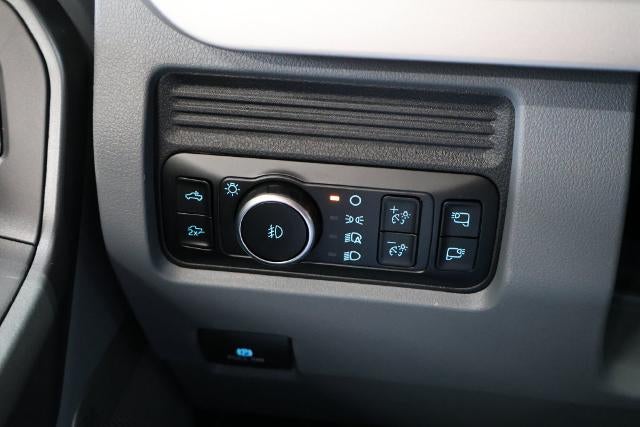 2027 Ford Super Duty F-250 SRW XLT w/BLK Appearance PKG