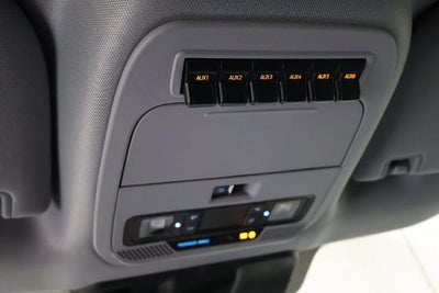 2027 Ford Super Duty F-250 SRW XLT w/BLK Appearance PKG