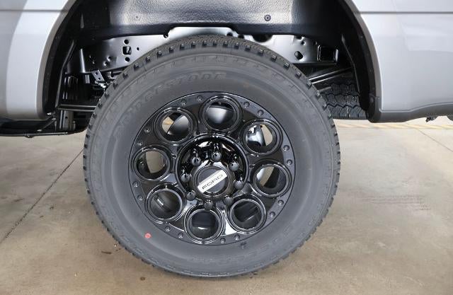 2027 Ford Super Duty F-250 SRW XLT