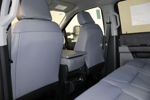 2027 Ford Super Duty F-250 SRW XL