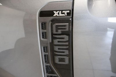 2027 Ford Super Duty F-250 SRW XLT
