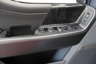 2027 Ford Super Duty F-250 SRW XLT