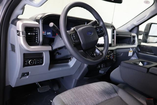 2027 Ford Super Duty F-250 SRW XLT