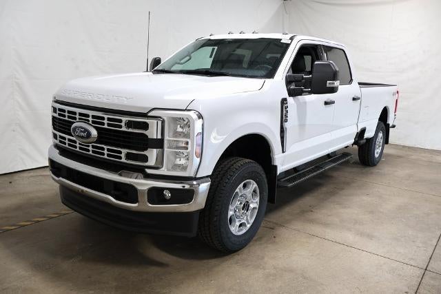 2026 Ford Super Duty F-350 SRW XLT