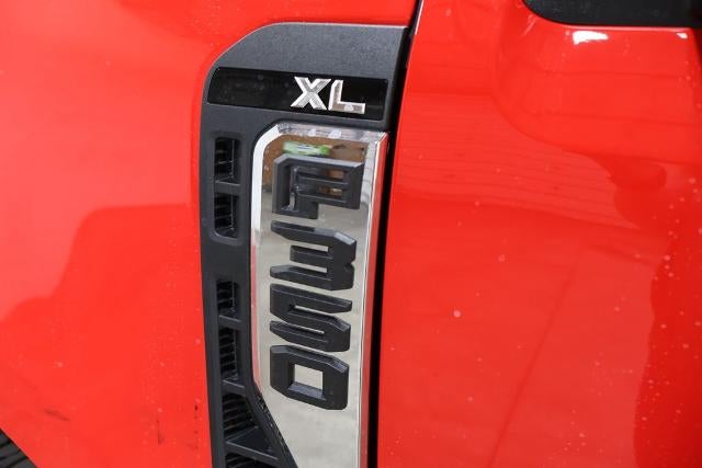 2026 Ford Super Duty F-350 SRW XL