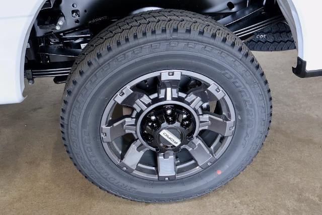 2027 Ford Super Duty F-350 SRW XL