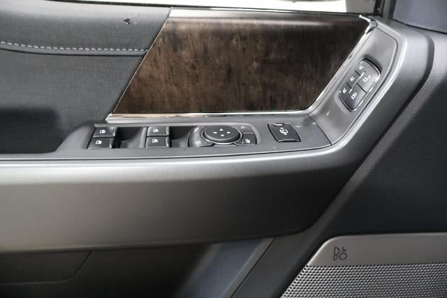 2027 Ford Super Duty F-350 SRW Lariat