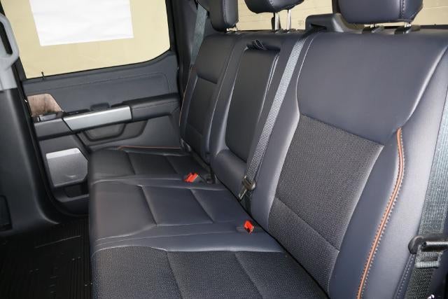 2027 Ford Super Duty F-350 SRW Lariat