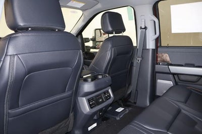 2026 Ford Super Duty F-350 SRW Lariat