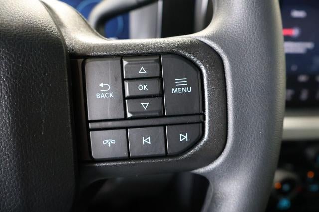 2027 Ford Super Duty F-350 SRW XLT