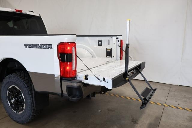 2027 Ford Super Duty F-350 SRW King Ranch