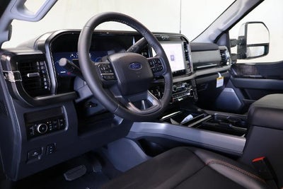 2027 Ford Super Duty F-350 SRW Lariat