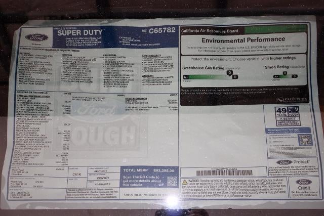 2027 Ford Super Duty F-350 SRW Lariat w/BLK Appearance PKG