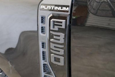 2026 Ford Super Duty F-350 SRW Platinum