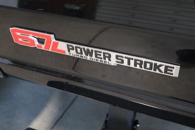 2026 Ford Super Duty F-350 SRW Platinum