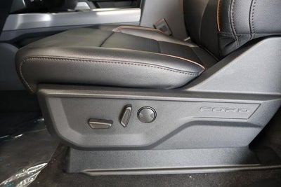 2027 Ford Super Duty F-350 SRW Lariat