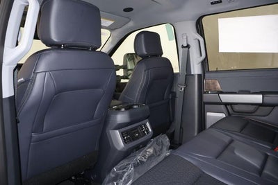 2027 Ford Super Duty F-350 SRW Lariat