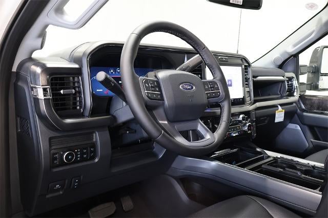 2025 Ford Super Duty F-350 SRW Lariat