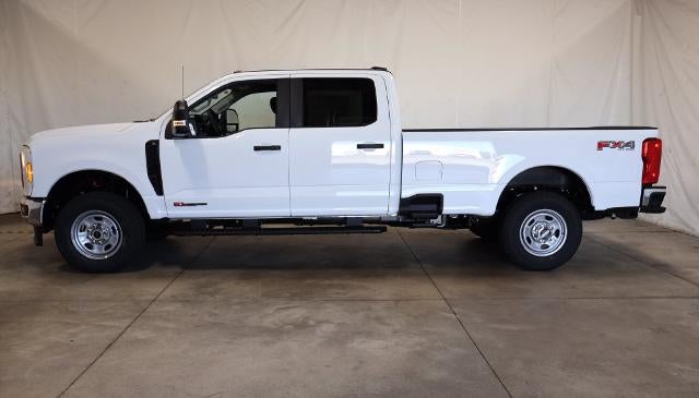 2027 Ford Super Duty F-350 SRW XL