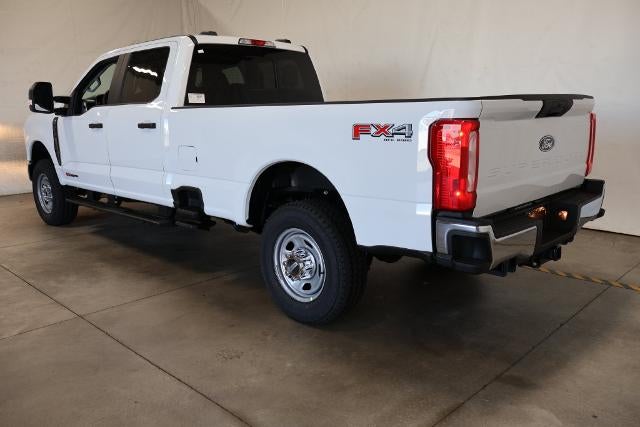 2027 Ford Super Duty F-350 SRW XL