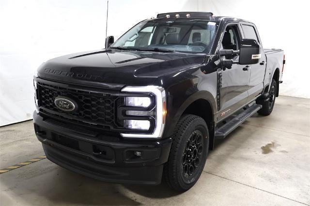 2025 Ford Super Duty F-350 SRW Lariat