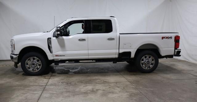 2026 Ford Super Duty F-350 SRW Lariat