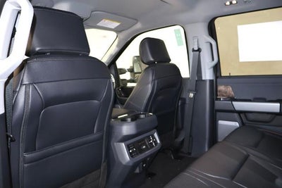 2026 Ford Super Duty F-350 SRW Lariat