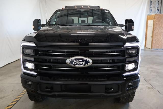 2027 Ford Super Duty F-350 SRW Platinum