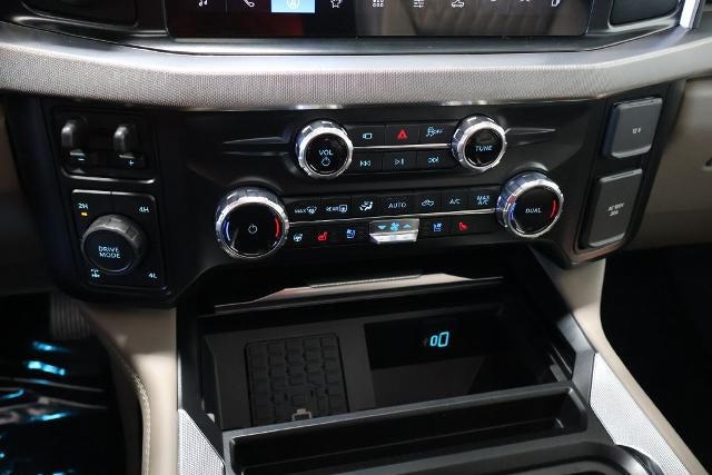 2027 Ford Super Duty F-350 SRW Platinum