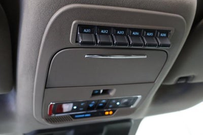 2027 Ford Super Duty F-350 SRW Platinum