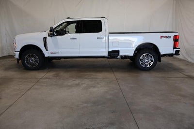 2027 Ford Super Duty F-350 SRW Platinum