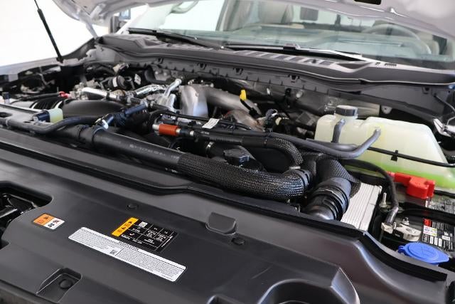 2027 Ford Super Duty F-350 SRW Platinum