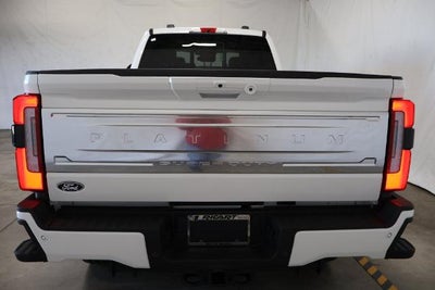 2027 Ford Super Duty F-350 SRW Platinum