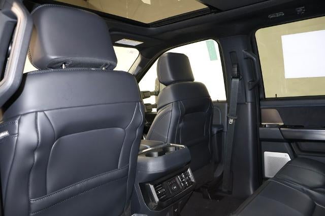2026 Ford Super Duty F-350 SRW Platinum