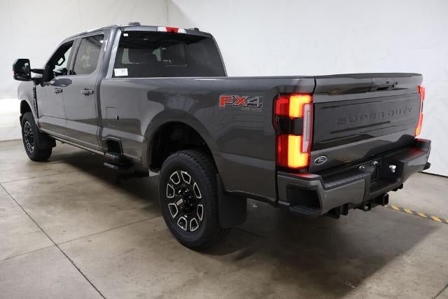 2026 Ford Super Duty F-350 SRW Platinum
