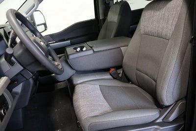 2027 Ford Super Duty F-350 SRW XLT w/BLK Appearance PKG
