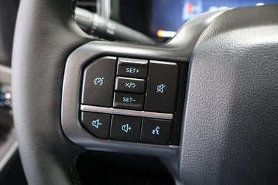 2027 Ford Super Duty F-350 SRW Lariat