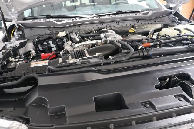 2027 Ford Super Duty F-350 SRW Lariat