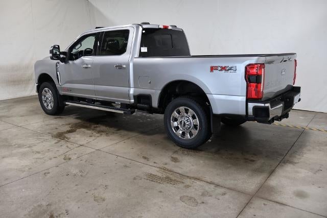 2027 Ford Super Duty F-350 SRW Lariat