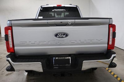 2027 Ford Super Duty F-350 SRW Lariat