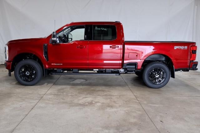 2027 Ford Super Duty F-350 SRW XLT w/BLK Appearance PKG