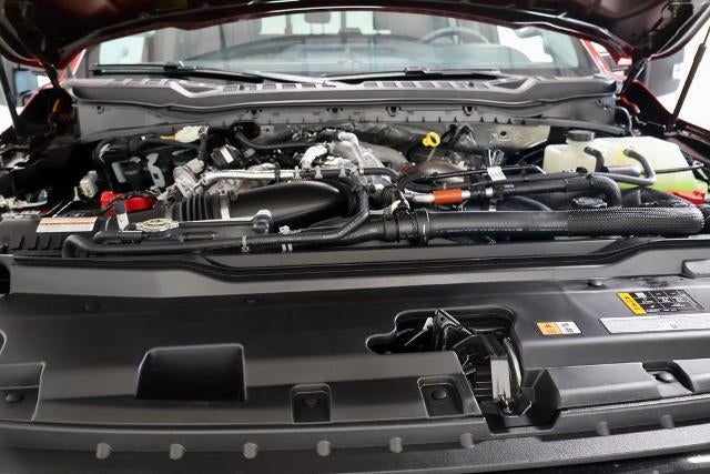 2027 Ford Super Duty F-350 SRW XLT w/BLK Appearance PKG