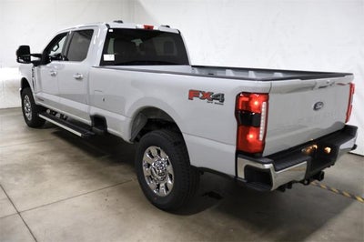 2026 Ford Super Duty F-350 SRW Lariat