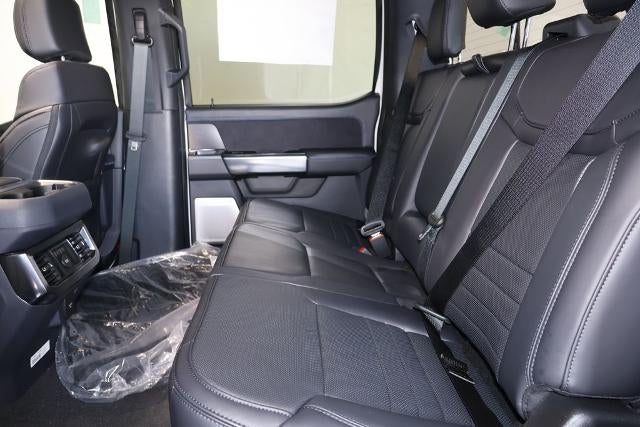 2027 Ford Super Duty F-350 SRW Platinum
