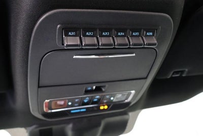 2027 Ford Super Duty F-350 SRW Platinum