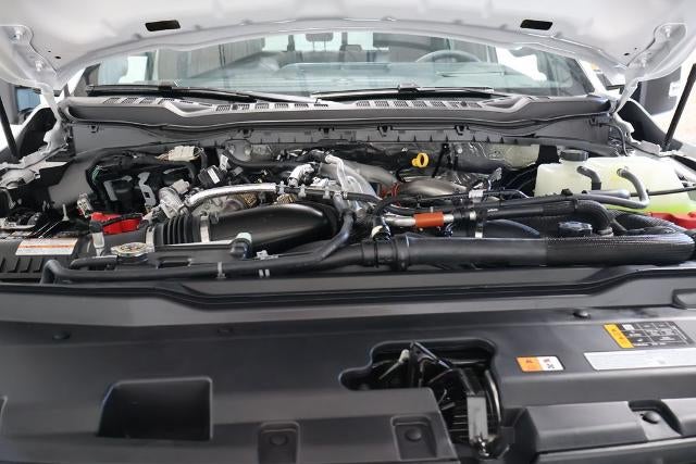 2027 Ford Super Duty F-350 SRW Platinum